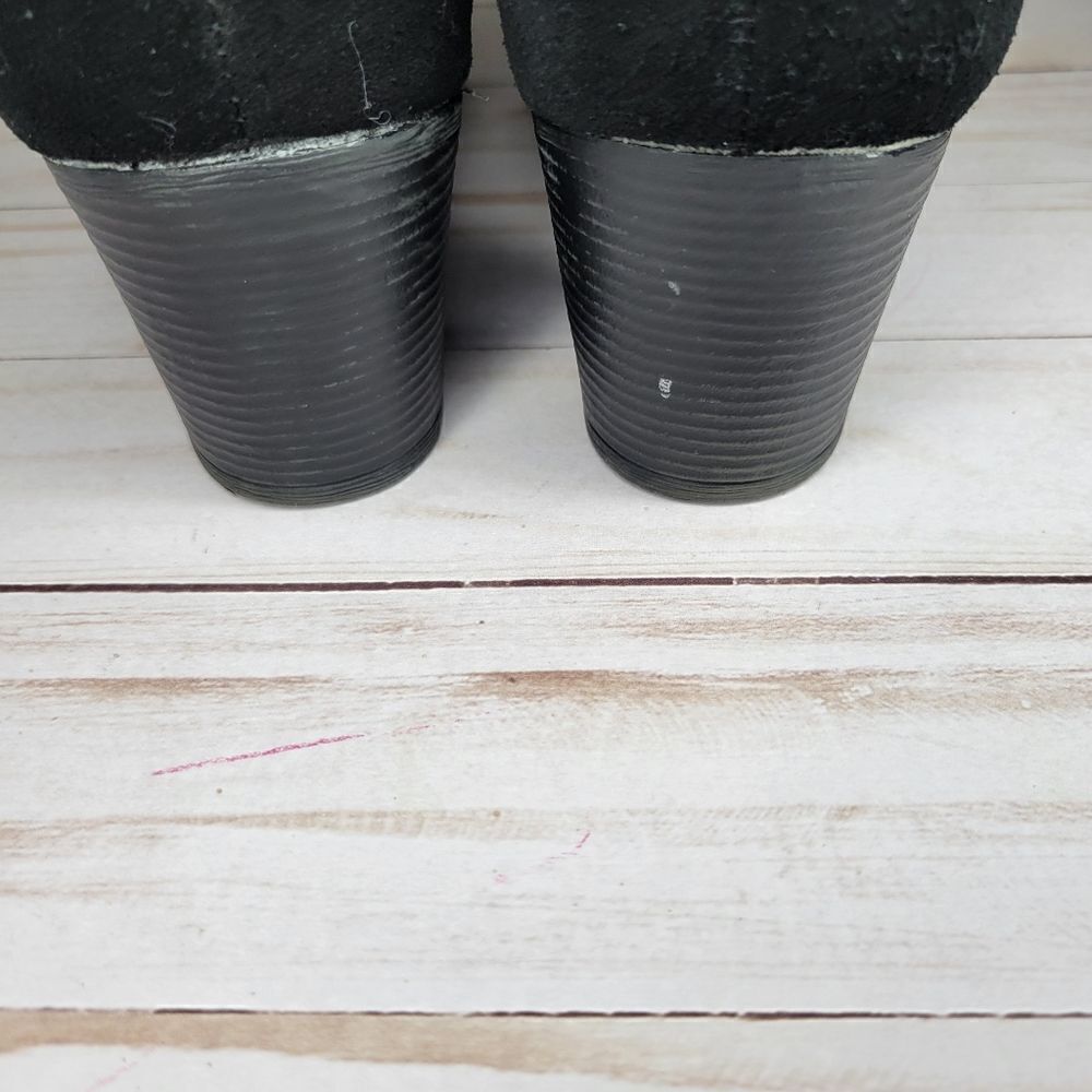 Skechers Black Leather Heeled Booties - Picture 2 of 7
